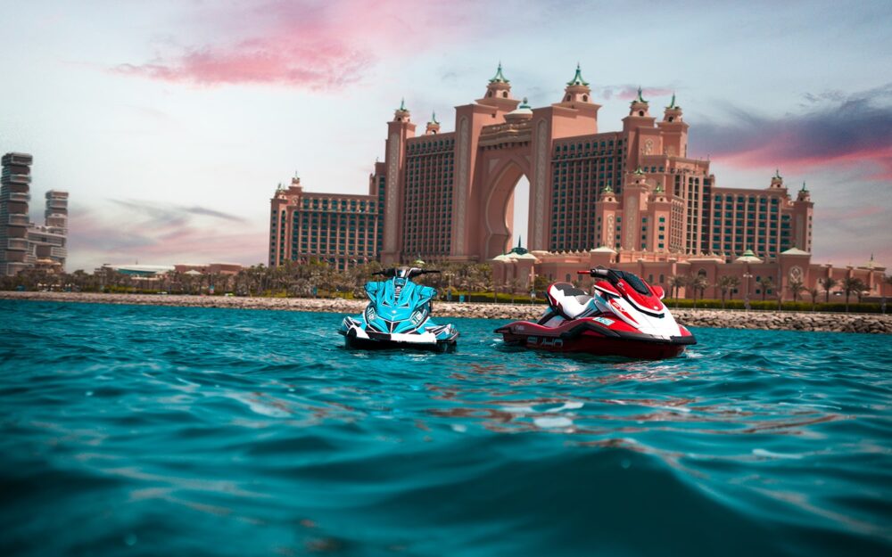 2travel-excursions-dubai-concierge-service-ibiza-marbella-min